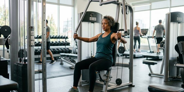Featured main: Ganhar massa muscular depois dos 50? Por que os exercícios básicos já não funcionam.
