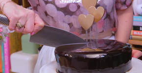 Aprenda a fazer um delicioso Bolo Mousse de Chocolate