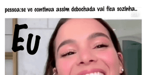 Bruna Marquezine e Felipe Neto contra milícia digital  Bolsonaro