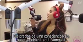Ariana Grande ‘sambou’ ao responder perguntas machistas numa rádio