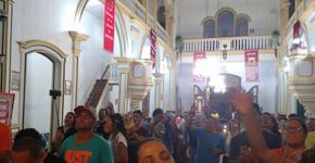 Padre compartilha capela para que evangélicos realizem cultos em Mariana