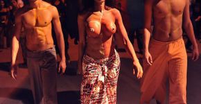 Modelos protestam contra a falta de negros nas passarelas brasileiras