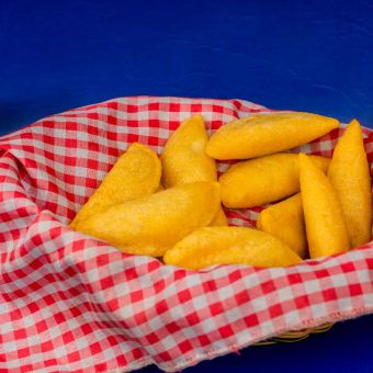 Featured mobile: Já provou pastel de angu? Aprenda a fazer essa receita tradicional mineira em casa