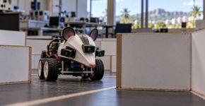 Universitários do Rio Grande do Norte criam robô inspirado em timbu que usa três sensores a laser para percorrer labirintos sozinho e compartilham projeto gratuitamente