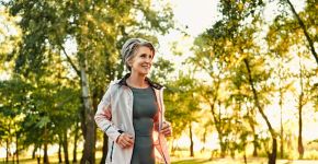 Atividade física e menopausa: veja exercícios que favorecem a saúde nessa fase da vida