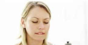 Assistência a mulheres que passam por gravidez inesperada