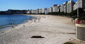 Yoga, Beach Tennis e atividades para idosos em Icaraí