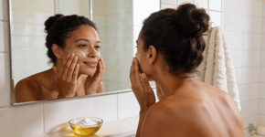 Apenas óleo e bicarbonato de sódio: um sabonete facial japonês que dá um toque especial à pele