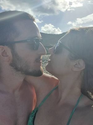 Jeanne Schmidt e Guilherme Parolin são moradores do Rio Grande do Sul que se conheceram no Bumble e estão prestes a completar 1 ano e quatro meses de relacionamento