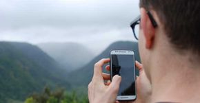 Saiba como viajar para o exterior e não pagar roaming no celular