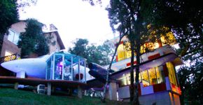 Jato executivo vira chalé luxuoso em Monte Verde, em MG