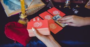 Tarot do dia: previsão para os 12 signos em 01/05/2026