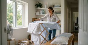 A roupa de cama ficou com cheiro de guardada? Este cuidado antes de colocá-la no armário pode ajudar