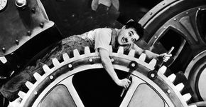 Chaplin versus Keaton nas bibliotecas públicas