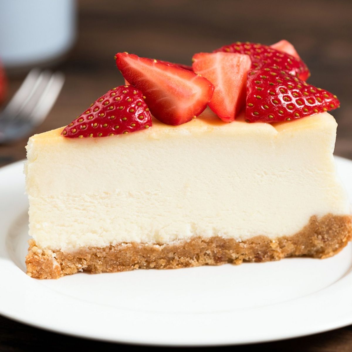 Faça um cheesecake de morango delicioso em poucos passos