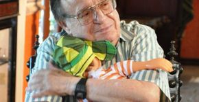 Praça da zona leste pode ganhar nome de Roberto Gómez Bolaños