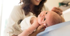 Como acalmar o bebê utilizando três métodos naturais