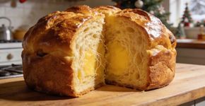Quantos ovos devo usar para cada quilo de farinha ao fazer pão doce? Assim, você obtém um pão doce fofo que cresce bem e não resseca rapidamente após assar