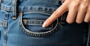 Para que serve o bolso minúsculo dentro do bolso da calça jeans?