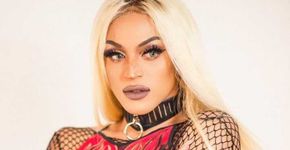 Pabllo Vittar homenageia ‘Os Simpsons’ e faz sua 17ª tatuagem