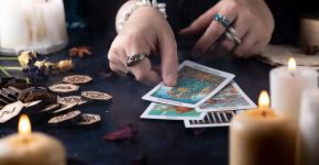 Tarot do dia: previsão para os 12 signos em 25/07/2026