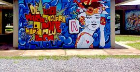 Colorindo muros: grafiteiro Badu 78 realiza oficina ao ar livre em Rondonópolis