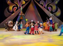 Featured side: 'Disney On Ice' volta à SP com um show repleto de música, acrobacias e nostalgia