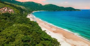 São Sebastião: conheça o melhor do litoral paulista, com belas praias e natureza exuberante 