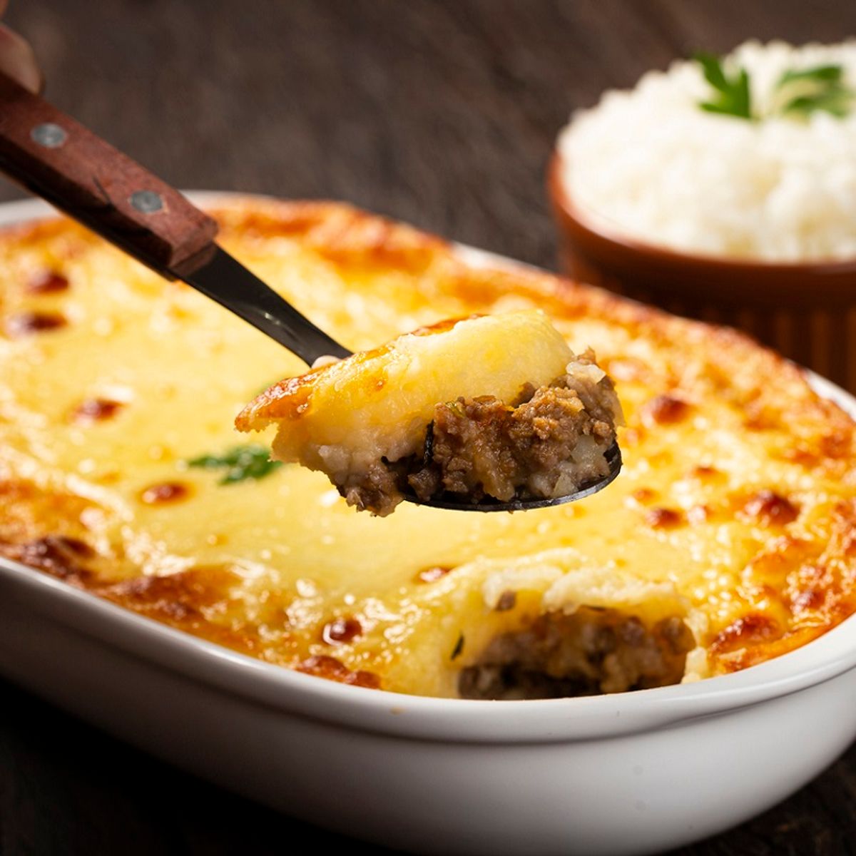 Escondidinho de carne moída com purê cremoso