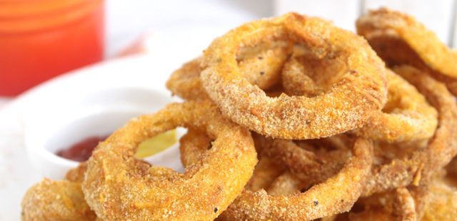 Como fazer onion ring em casa de forma fácil e sem fritar no óleo