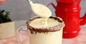 Ninho quente cremoso sem amido: bebida fácil para aquecer os dias frios