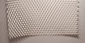 Artista cria formas surpreendentes com papel