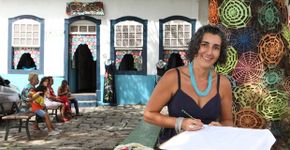 Bordados que dão lucro e transformam vidas