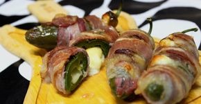 Para acompanhar sua cerveja gelada: jalapeño com parmesão e bacon
