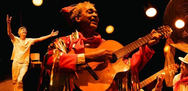 Espetáculo ‘Massapê – Histórias de vida e arte de Antonio Chapéu’