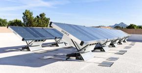 Painel solar coleta água do ar e produz 5 litros por dia