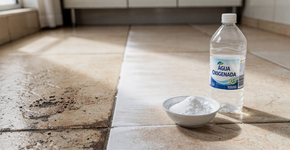 Limpeza do rejunte encardido sem esfregar e com resultado de piso novo usando apenas bicarbonato e água oxigenada