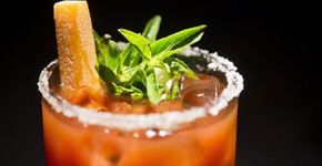 Colesterol: três bebidas que controlam o excesso de gordura