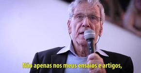 Bate-papo com o escritor israelense Amós Oz