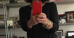 Gloria Kalil posta foto defendendo a pochete