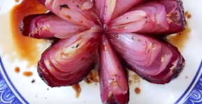 Surpreenda na cozinha com uma flor de lótus feita de cebola