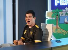 Featured side: Jogar bem é só o começo: a cadeia que move os esportes eletrônicos