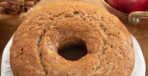 Quer um lanche saudável? Veja 8 receitas de bolo fáceis de fazer