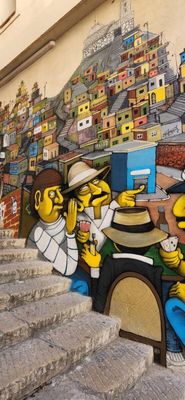 Grafite dominam a paisagem de Le Panier