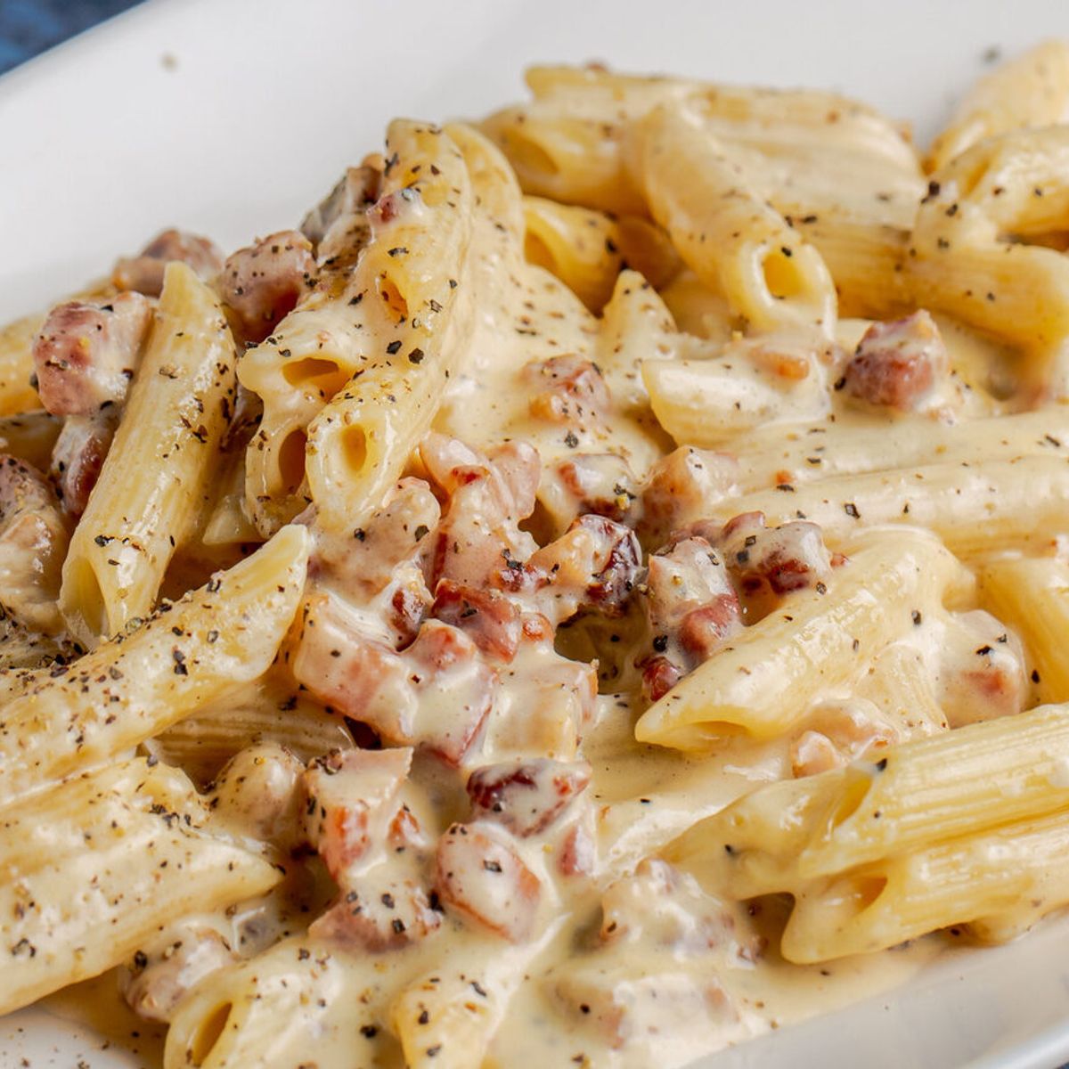 Macarrão cremoso e prático na panela de pressão