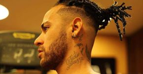 Neymar mostra como está o pé direito após recuperar de cirurgia