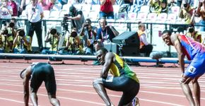 Usain Bolt perdeu marca de 2002 para fenômeno do atletismo de 16 anos