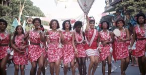 O fotógrafo italiano Willy Rizzo registrou imagens do carnaval carioca nos anos 1960