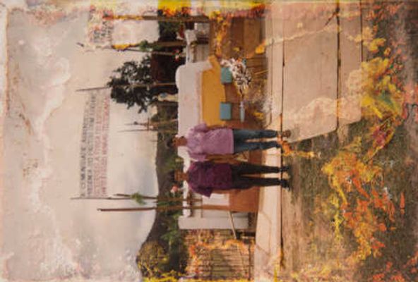 Fotos encontradas por Elizete um mês depois do rompimento da barragem