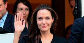Angelina Jolie estreia como professora em universidade de Londres